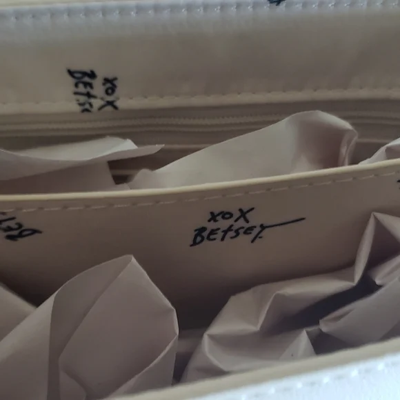 Betsey Johnson White Satchel with Red Heart Accents & Crossbody Strap - Picture 5 of 14